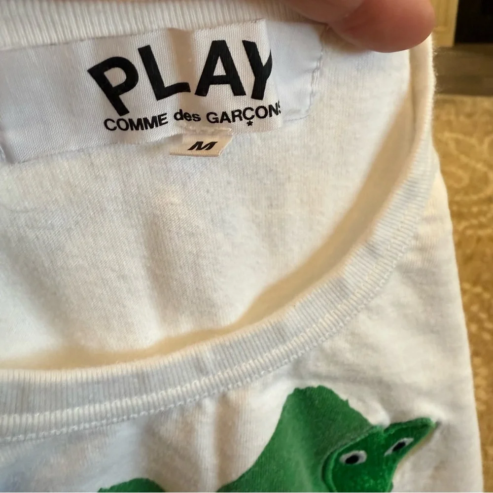 NWOT Comme Des Garçon PLAY Double Green Heart Shirt - Picture 3 of 6